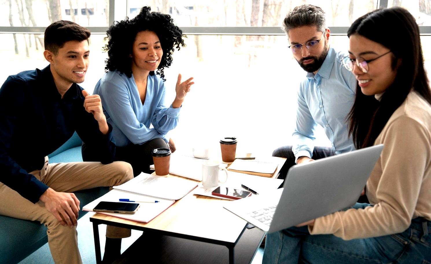 Exemple d'analyse financière avec documents de travail et tableaux de bord